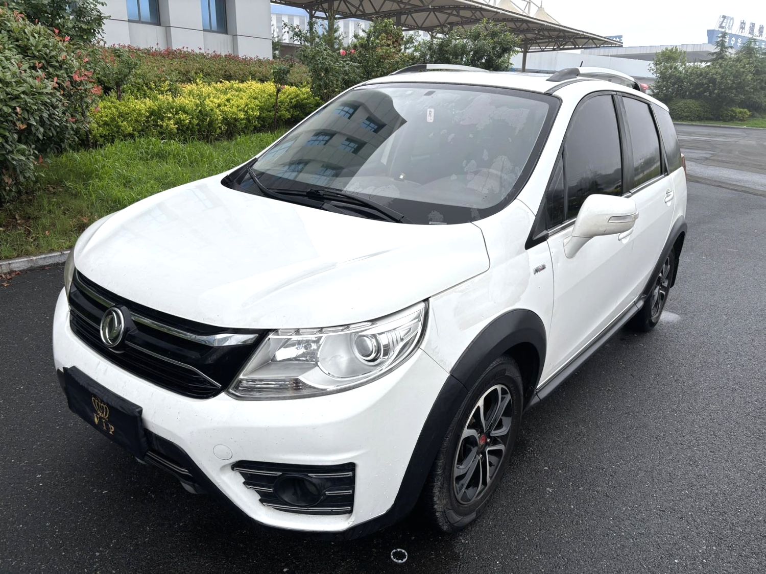 Dongfeng Fengxing Jingyi X3 2016 1.5 Luxury Edition (Manual)