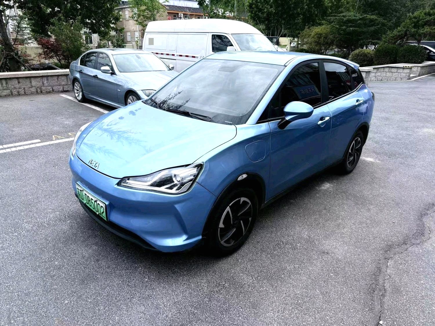 Nezha V Cool 400 Lite Pink Custom Edition 2022 Automatic EV SUV